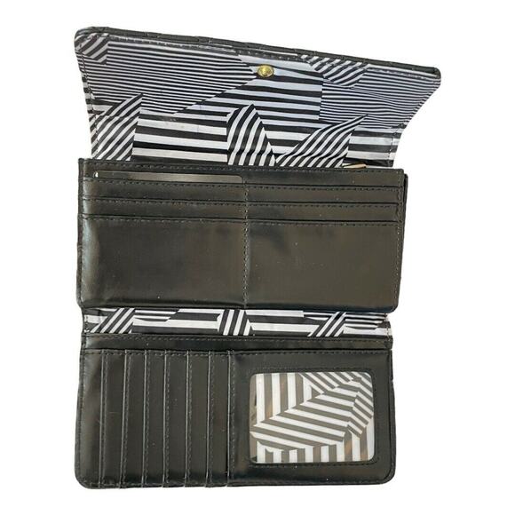Nanette Lepore Black Long Quilted Vegan Leather Trifold Clutch Wallet - Picture 4 of 10